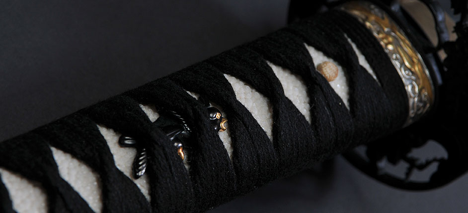 Japanese sword Tsuka-maki wrapping