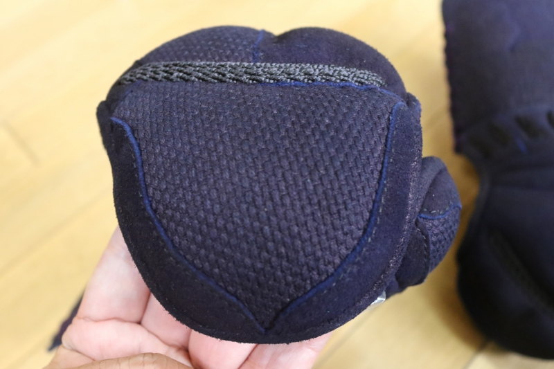 Close up photo of Yakko Kote glove