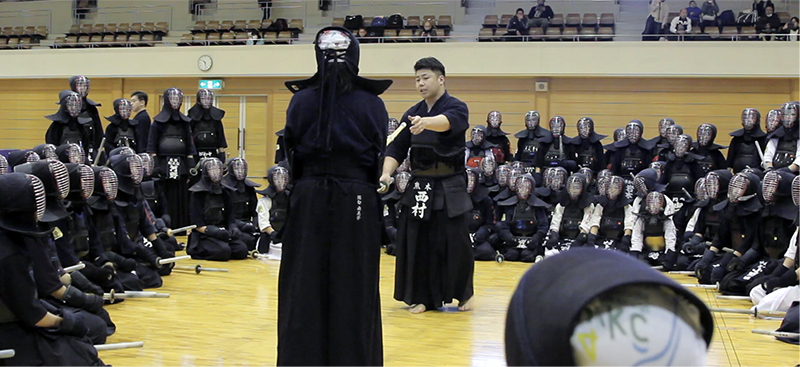 Kendo lesson by Kendo champion, Nishimura Hidehisa at 2019 Tozando Renseikai.