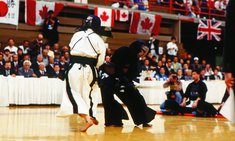 Takahashi Hideaki won 2000 World Kendo Championship